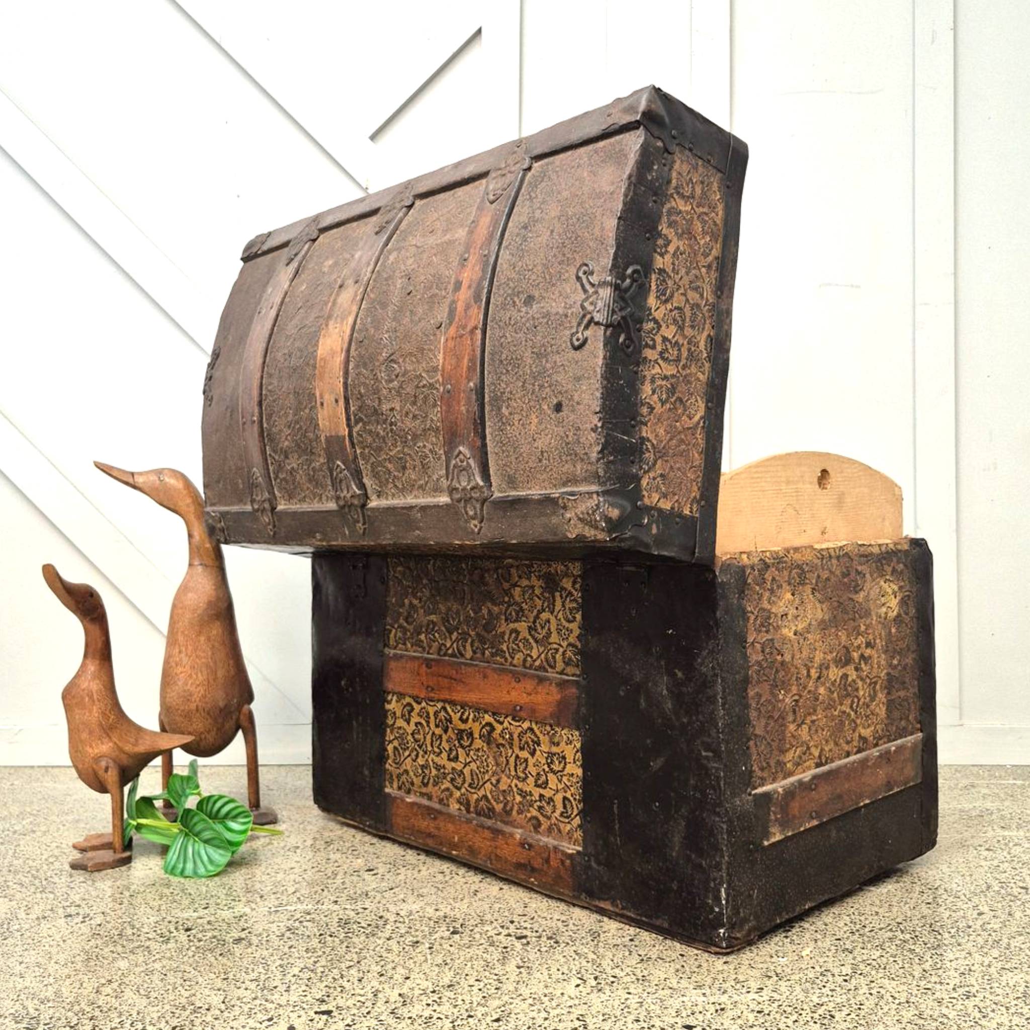 Antique Travelling Trunk Treasure Chest
