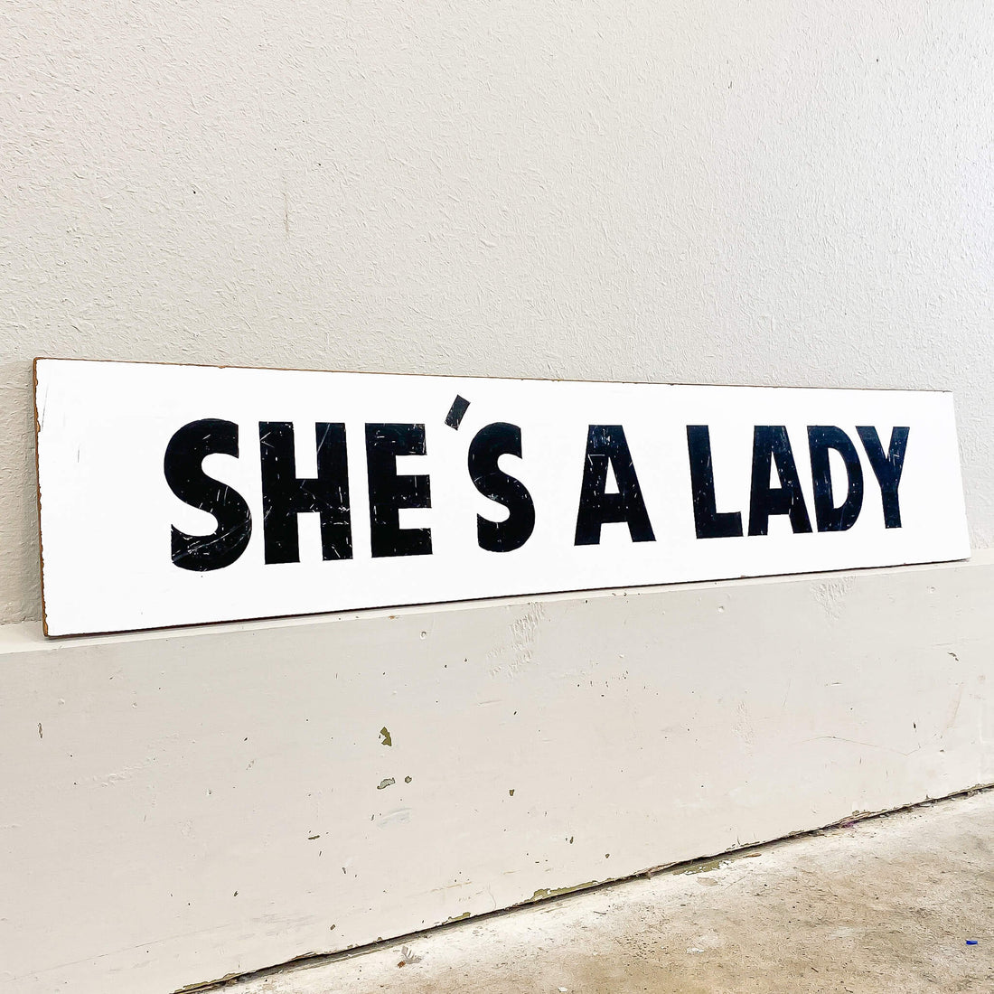 Avondale Racecourse Tournament Board Horse Name