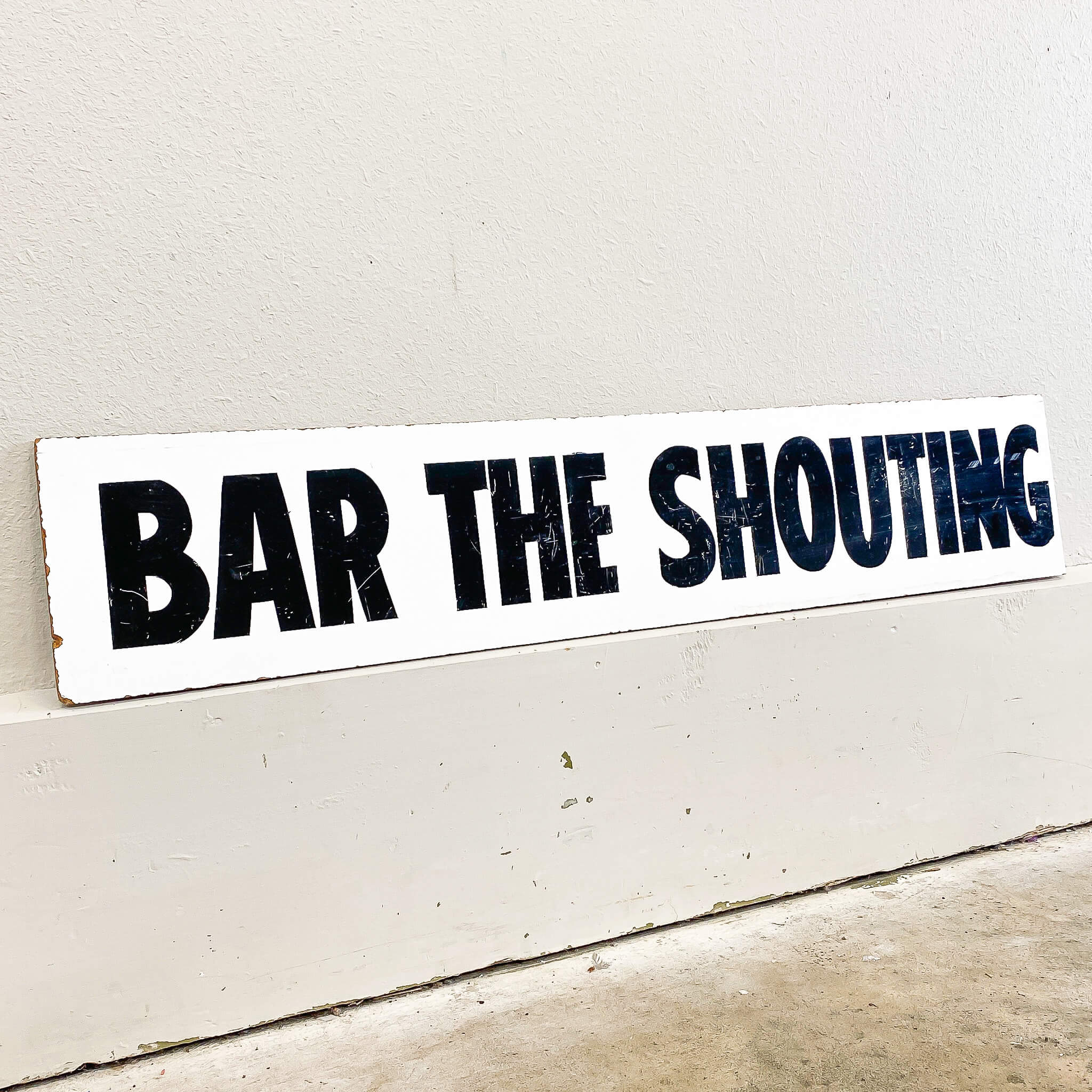 Avondale Racecourse Tournament Board Horse Names