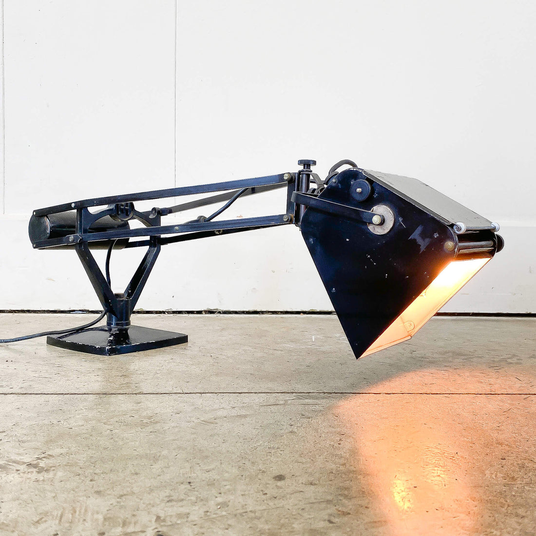 Hardill And Horstmann Counter Balance Lamp