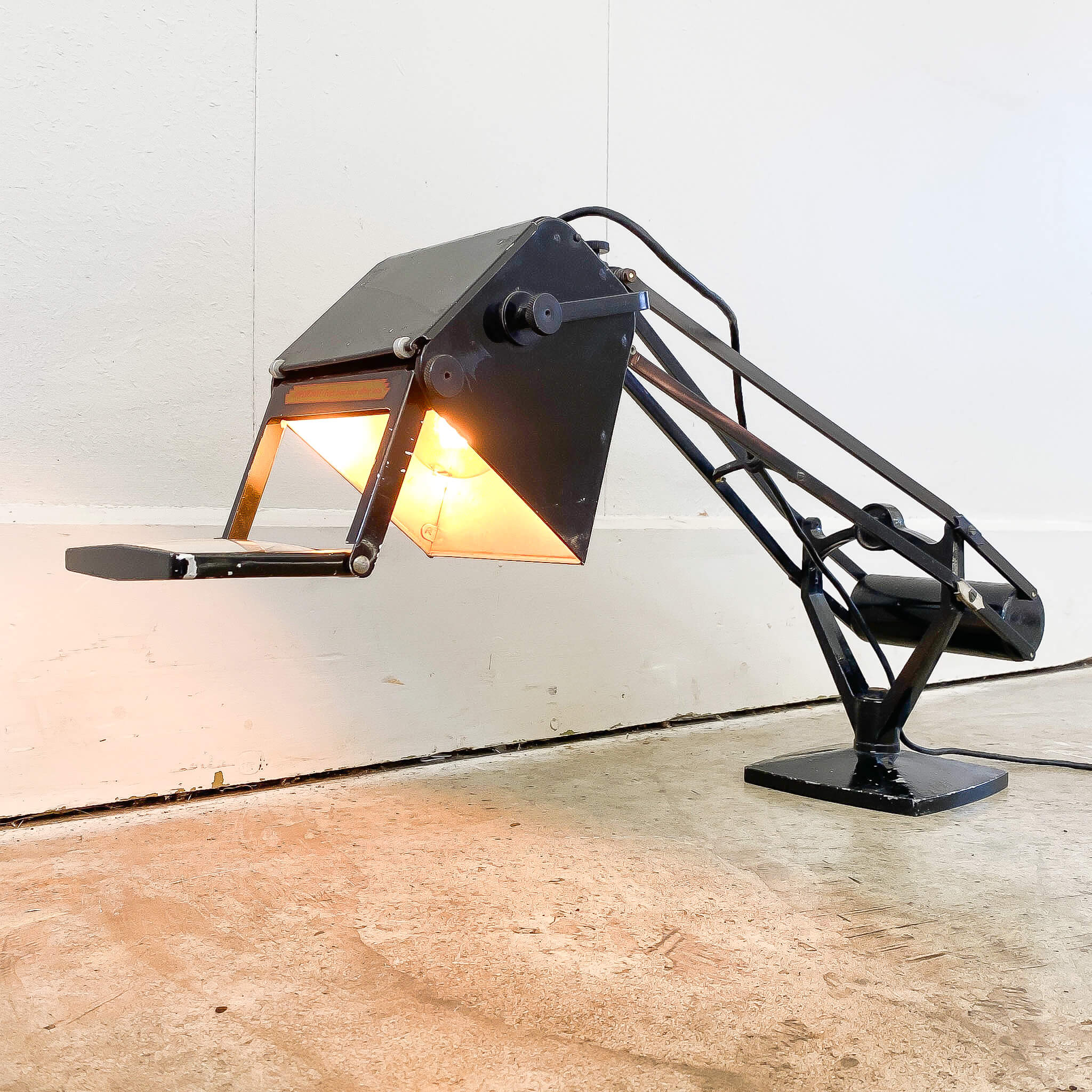 Hardill And Horstmann Counter Balance Lamp