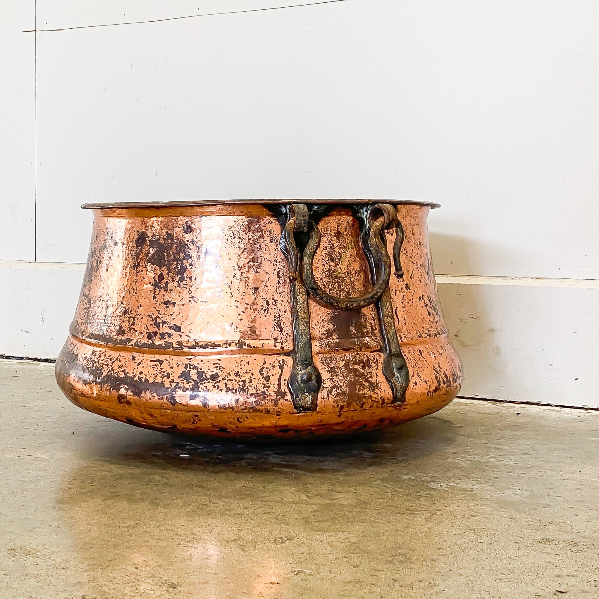 copper plant pots nz A Large Vintage Copper Pot