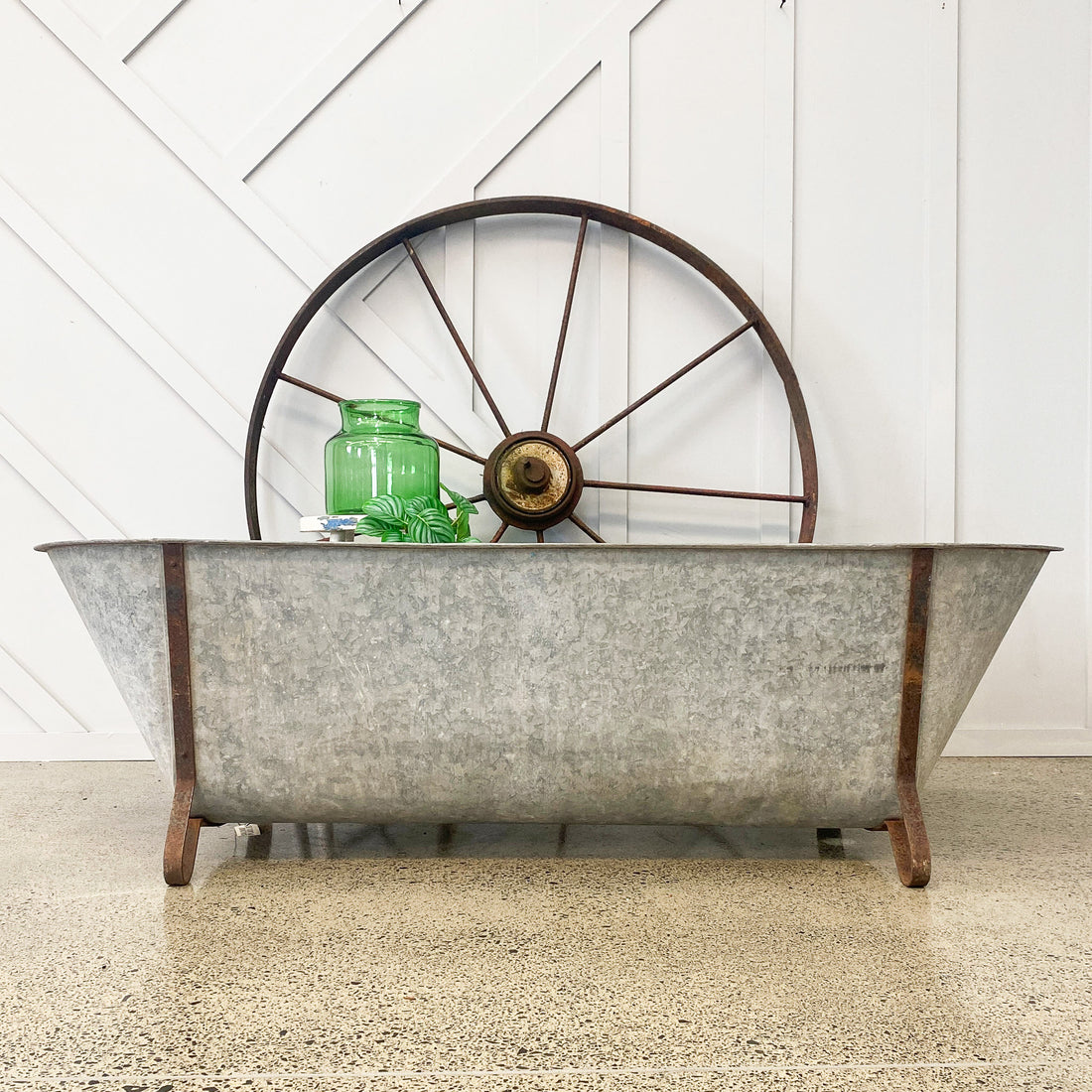 Vintage Bath Tub