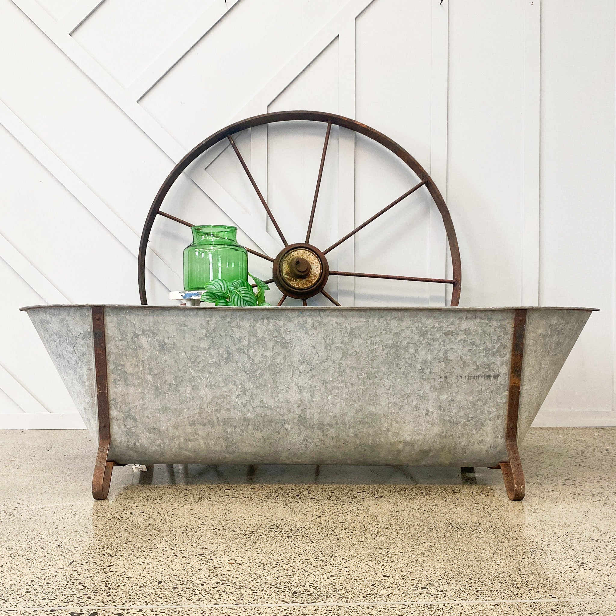 Vintage Bath Tub