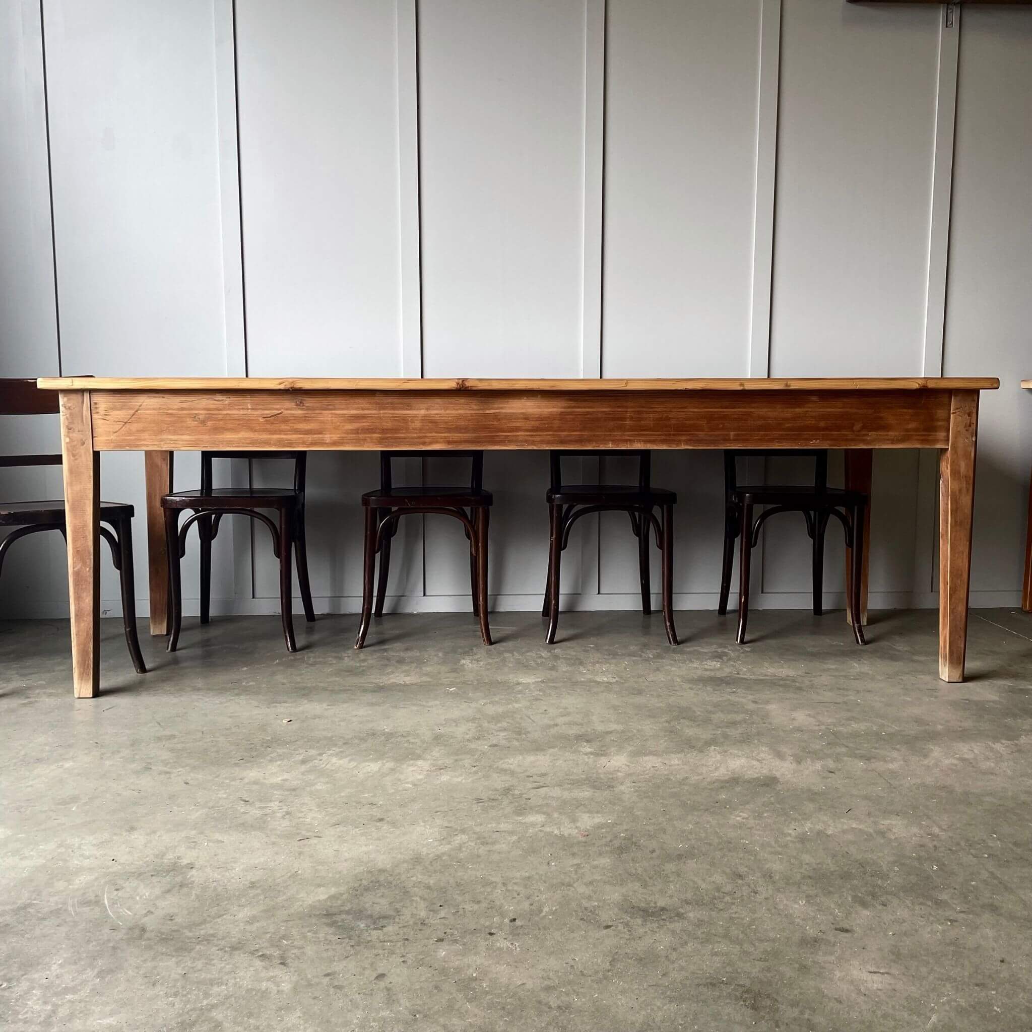 Thonet chairs and farmhouse table