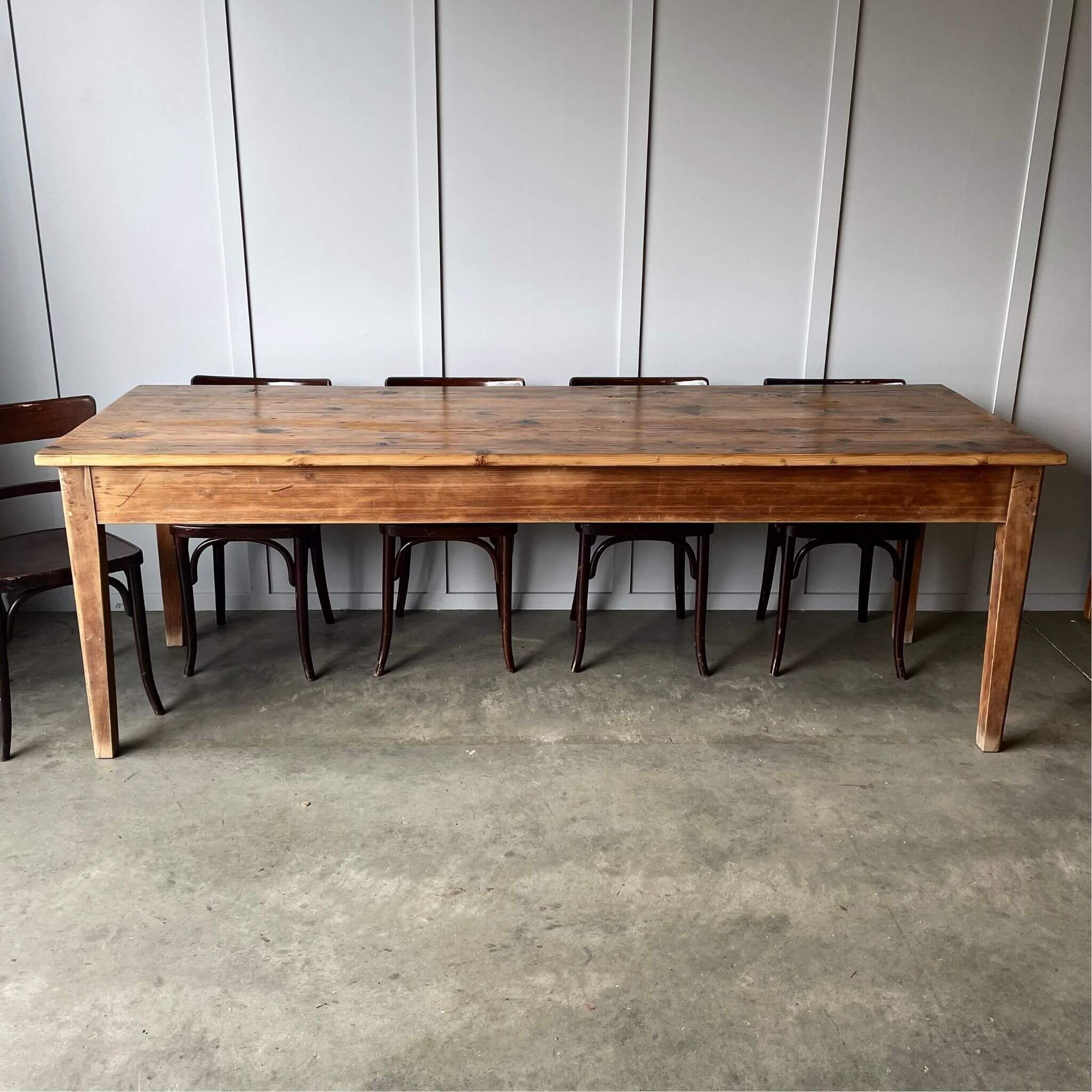 10 seater farmhouse table