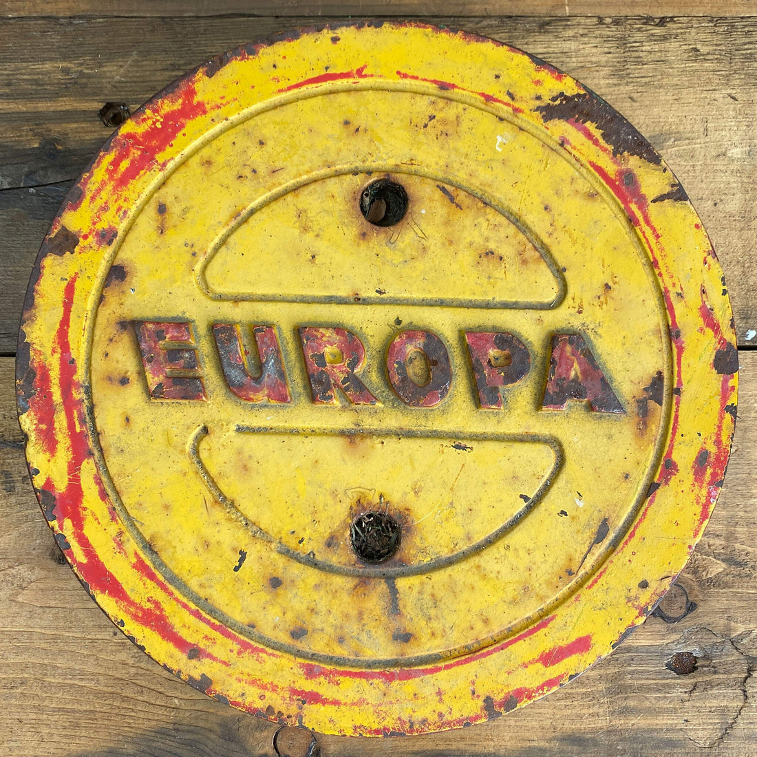 Europa Toby Lid
