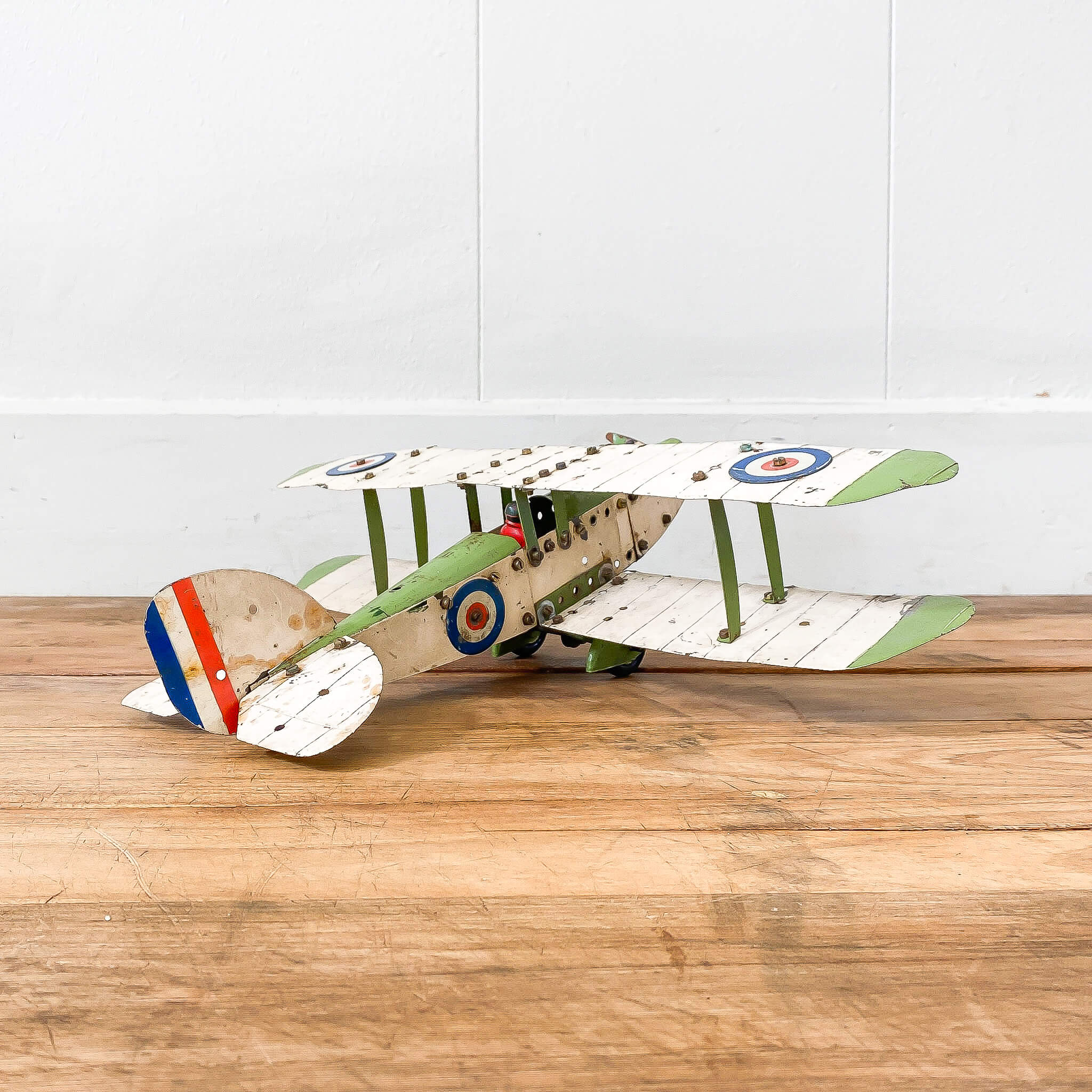 BRAL MECCANO ANCIEN AVION TOLE MONTE RIVETE TRES RARE LONG 32 LARGEUR AILES 46 BRAL MECCANO ANCIEN AVION TOLE MONTE RIVETE TRES RARE LONG 32 LARGEUR AILES 46