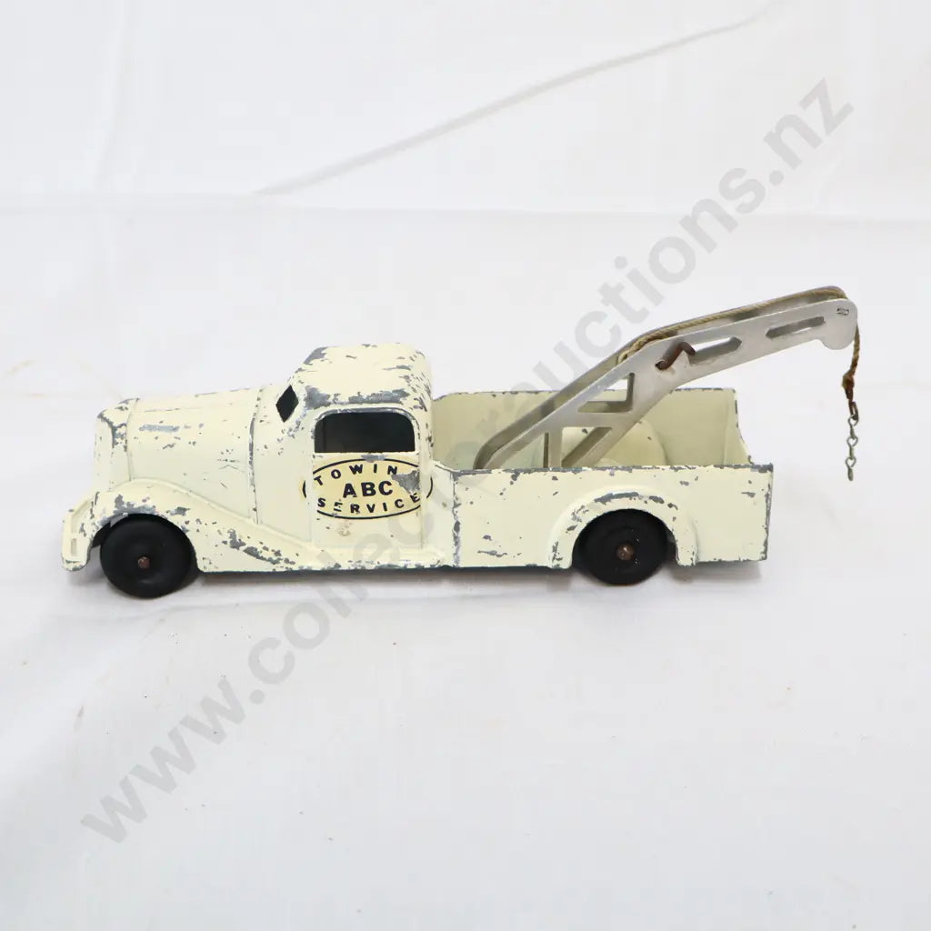 18 x 5 x 7 H cm approx good condition appears complete