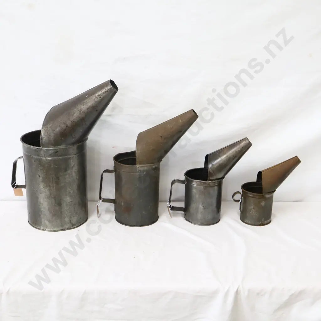 5l, 2l, 1l, and 500ml. Ex Puriri Service Station