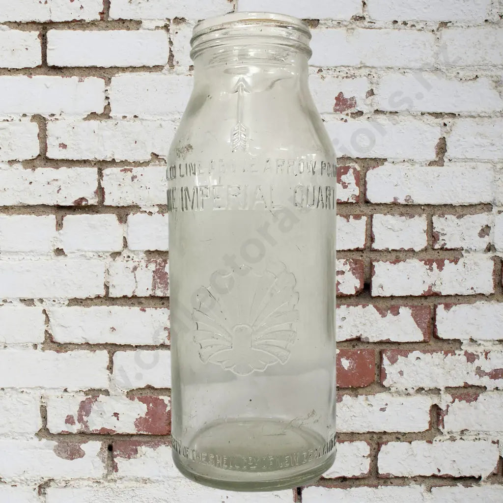 Size 14cm tall x 9cm diameter. Condition very good.