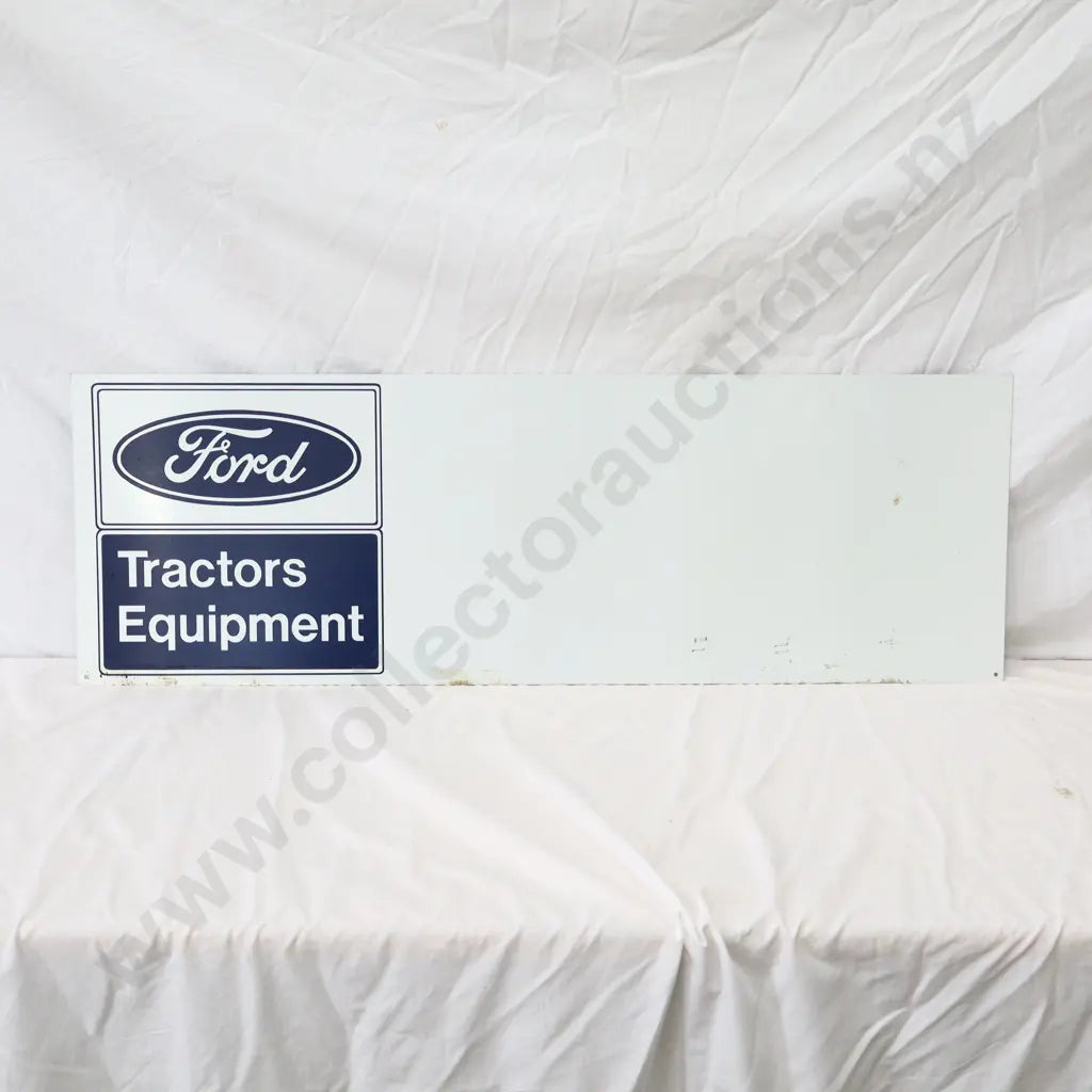 Size 92cm Long x 31cm High. Screen printed, extremely good condition. Looks like it has never been used.