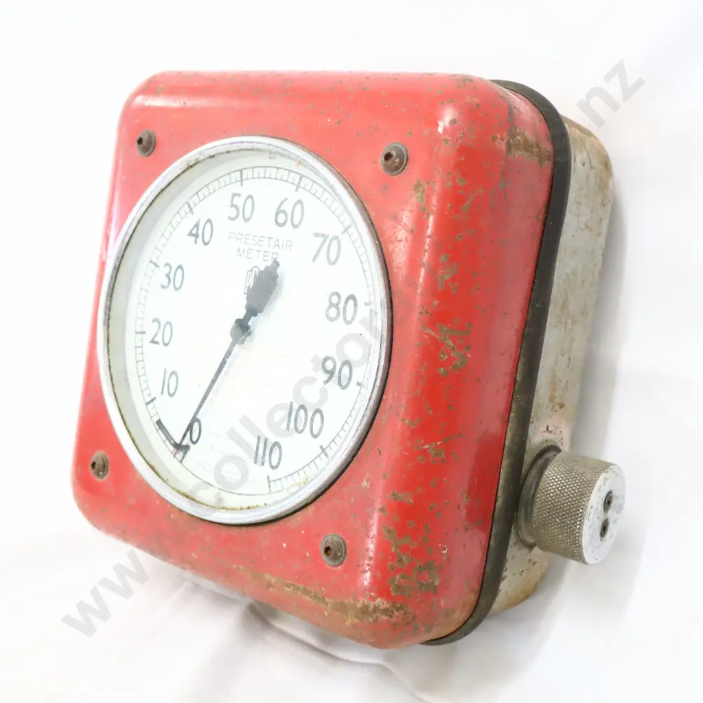 30 x 28 x 16 cm approx original condition