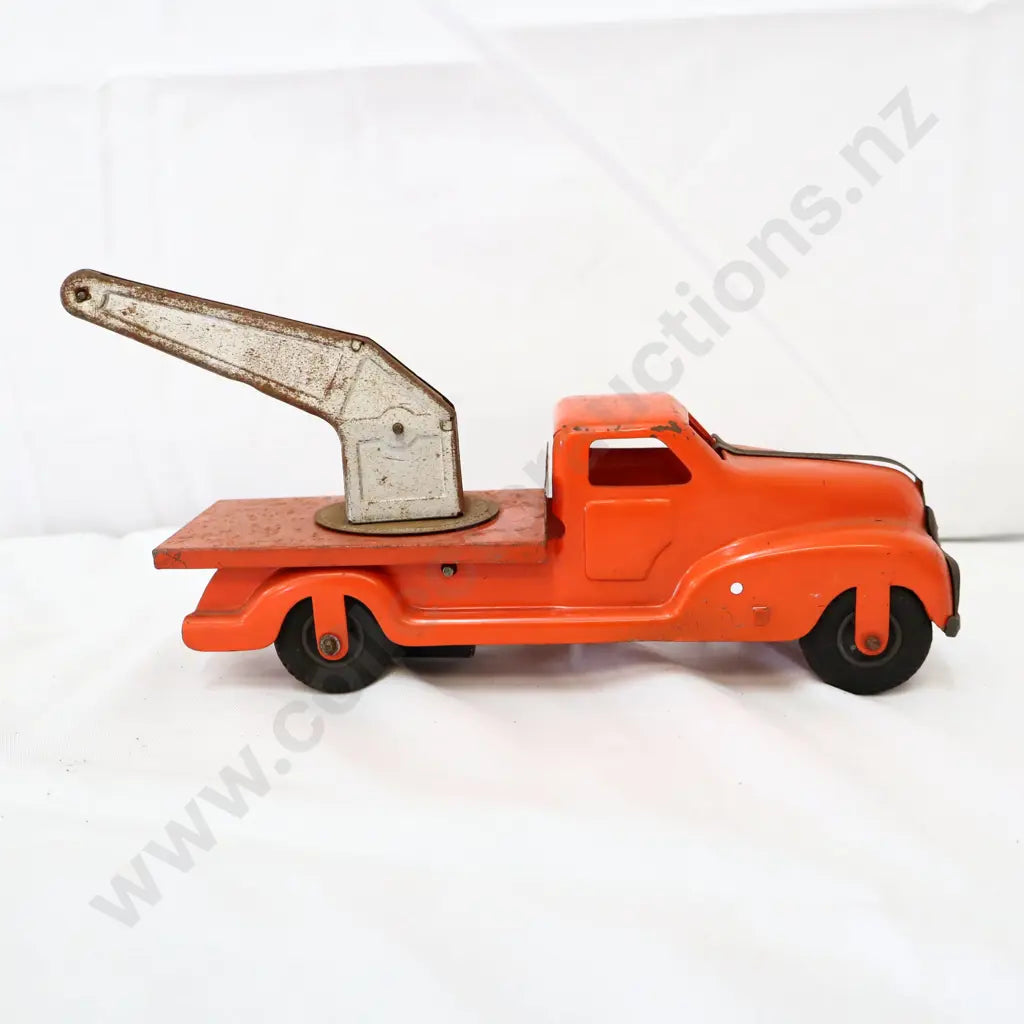 24 x 7 x 11 approx good to great condition missing rope and hook