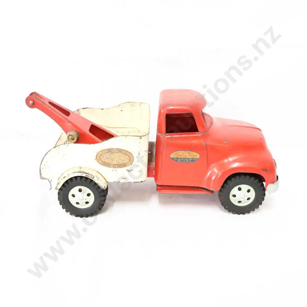 34 x 16 x 15 cm approx very good condition missing rope and hook, surface rust.