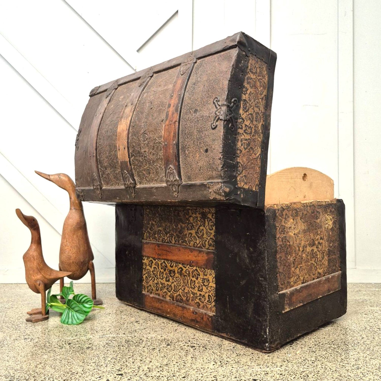 Antique Travelling Trunk Treasure Chest