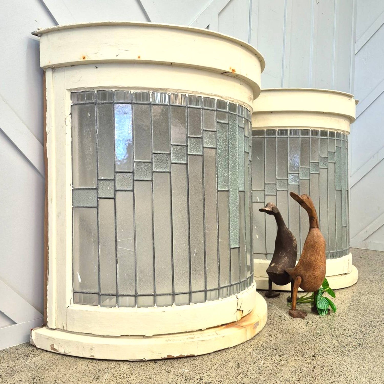 A Pair Of Curved Leadlight Windows – Salvage Place