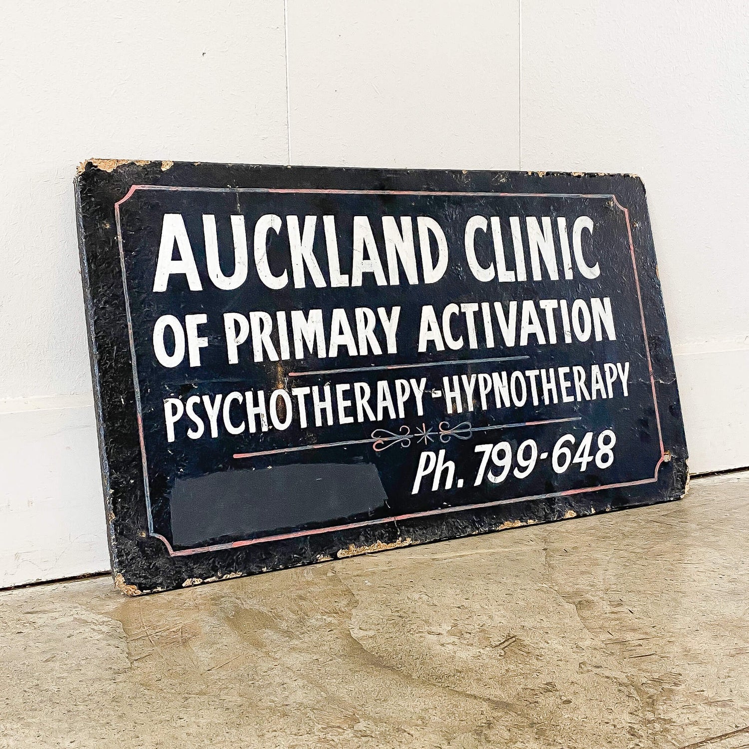 Old Hypnotherapy Sign