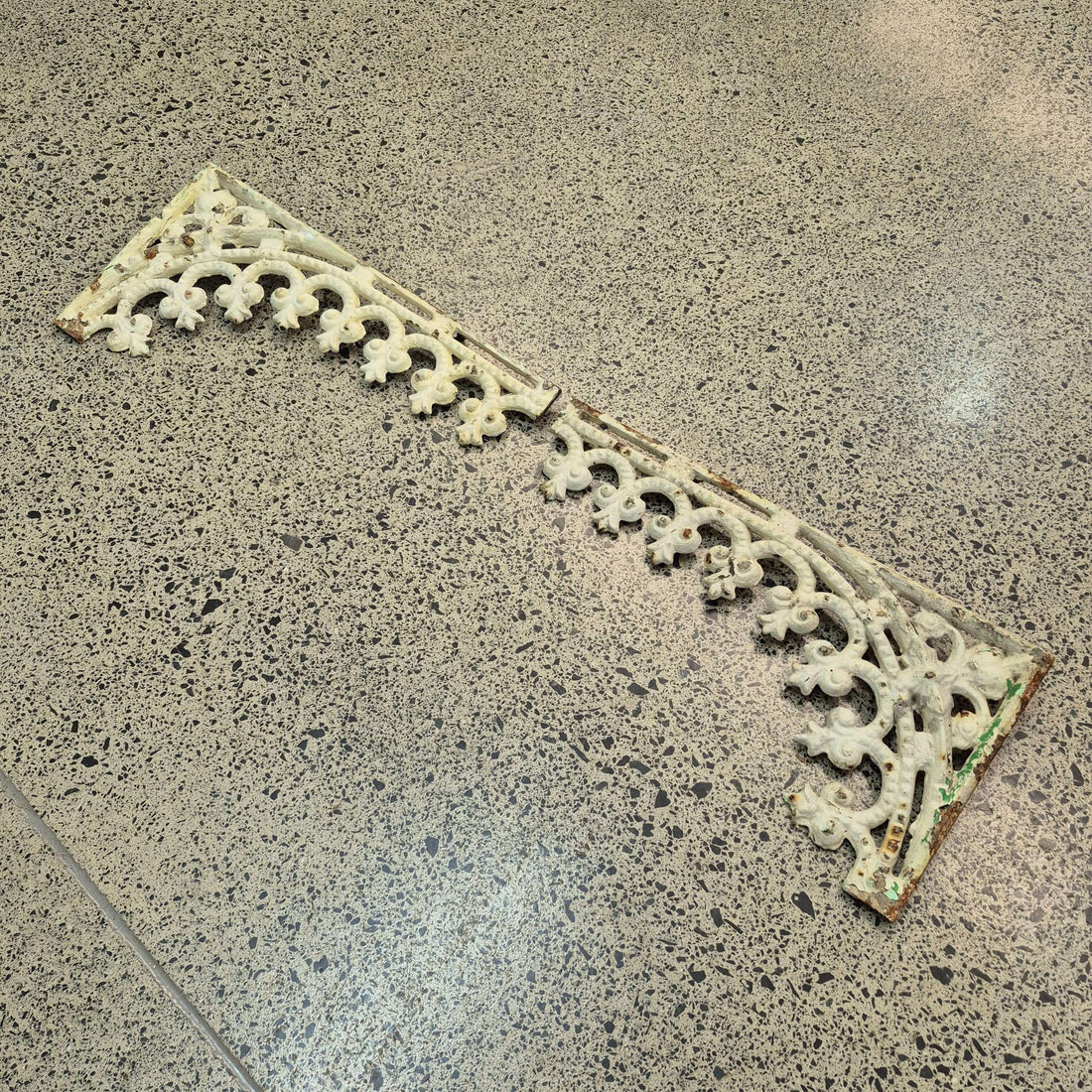 Cast Iron Villa Lacework