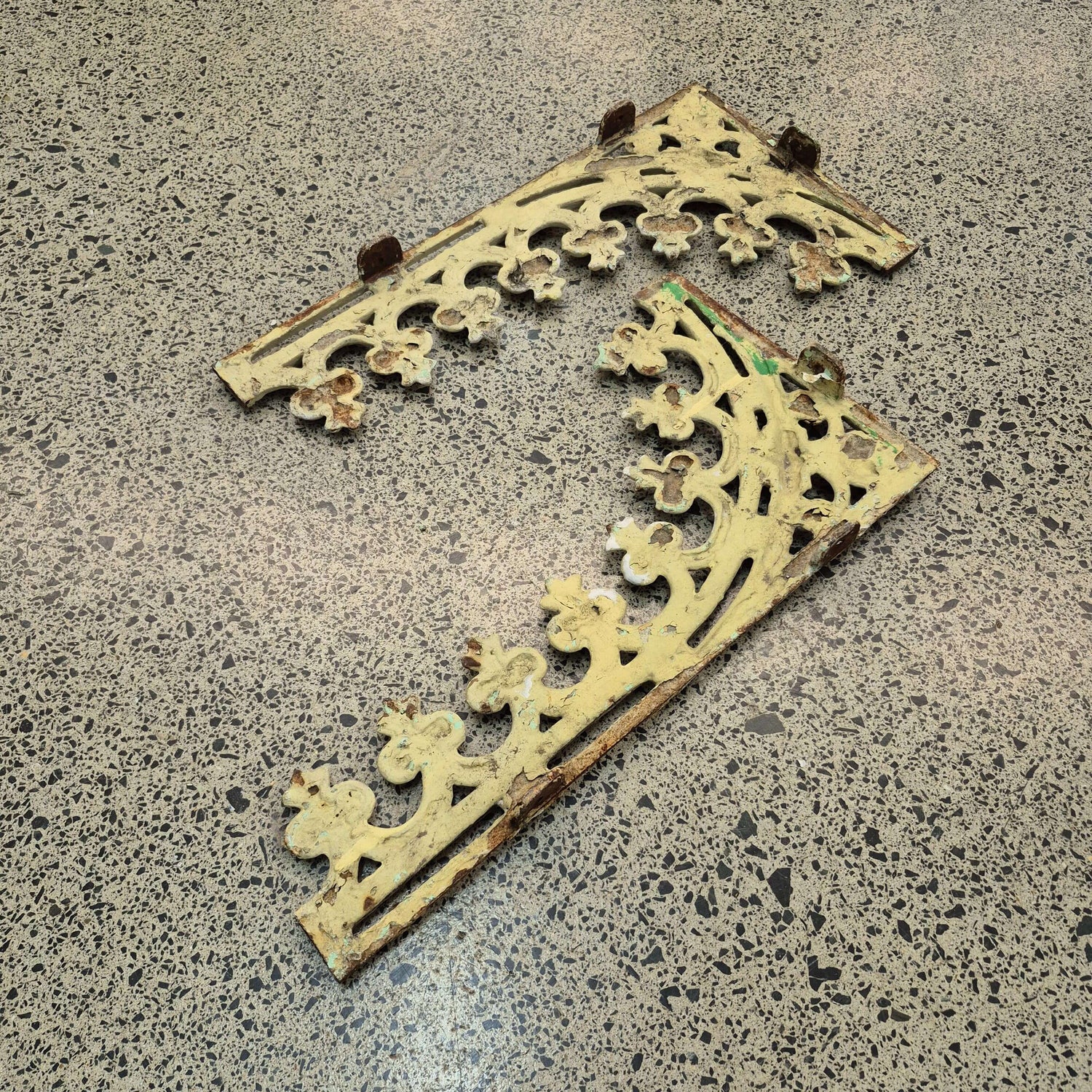 Cast Iron Villa Lacework