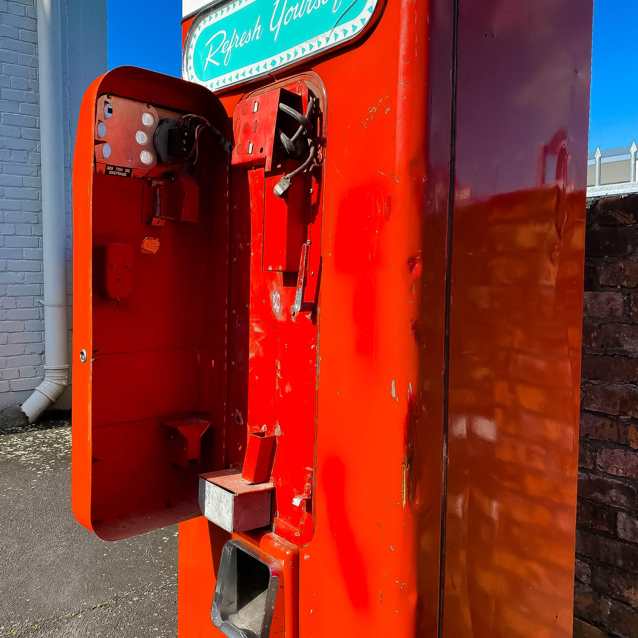 Vintage Coca Cola Vending Machine