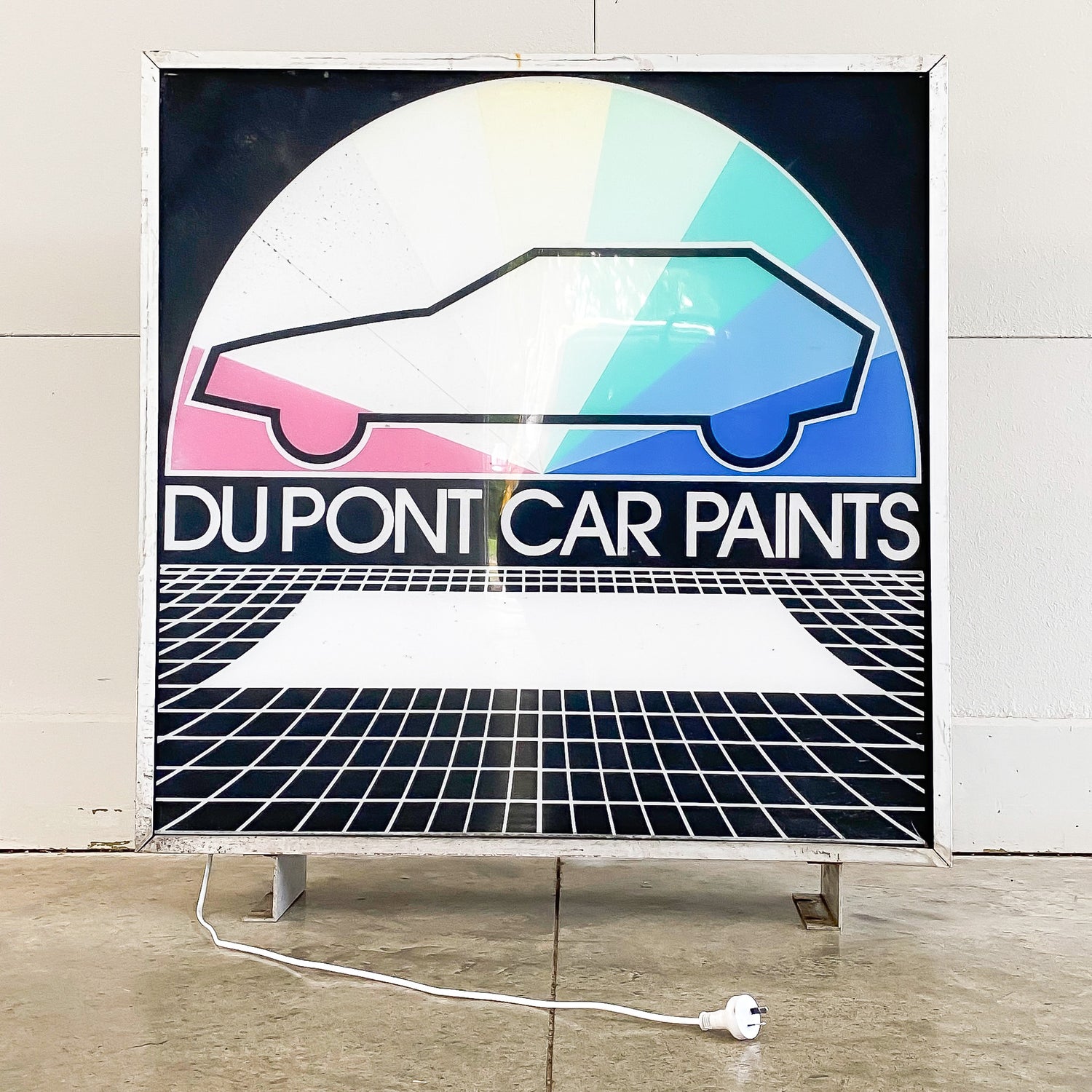 Vintage Du Pont Paints Light Box Sign