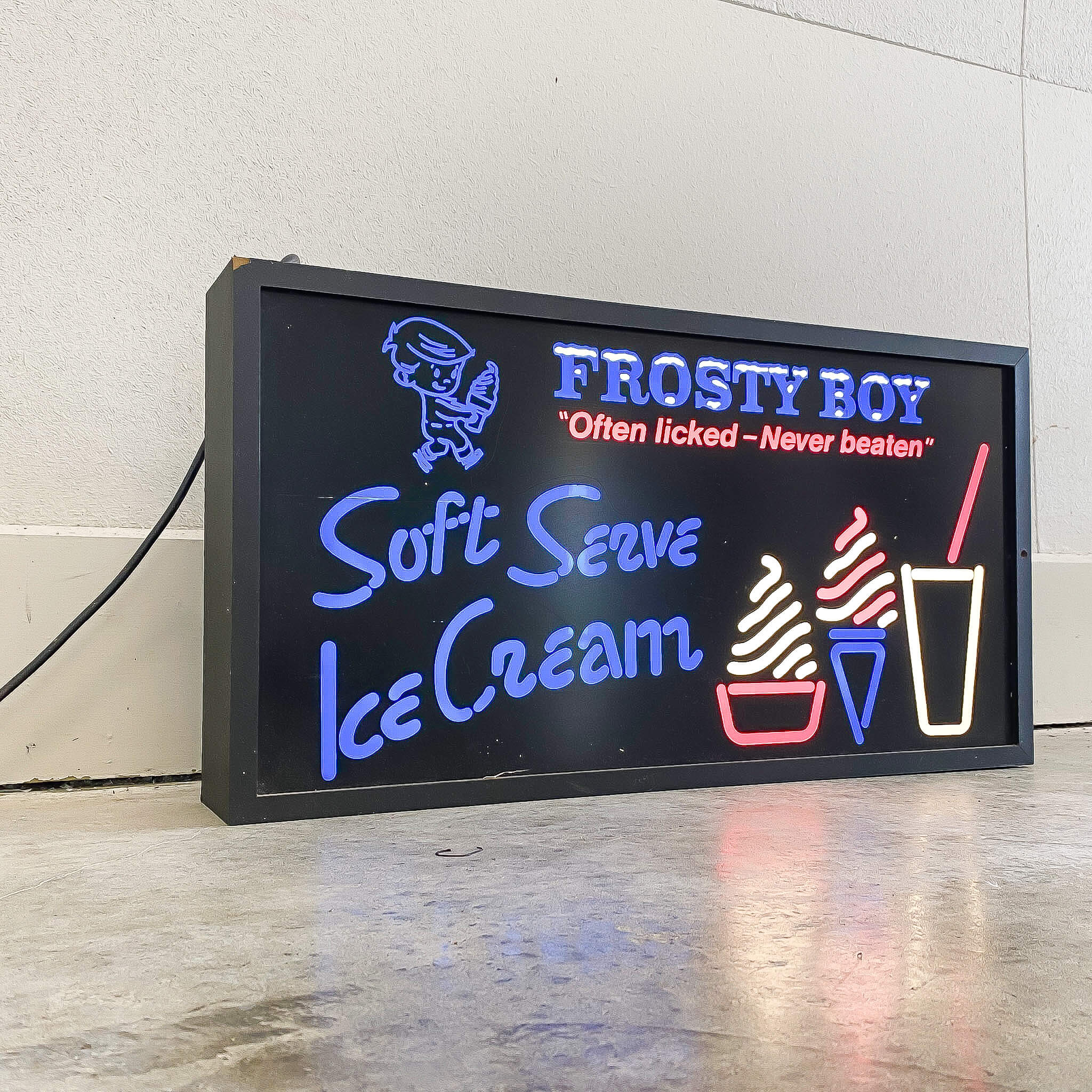 Frosty Boy Light Box