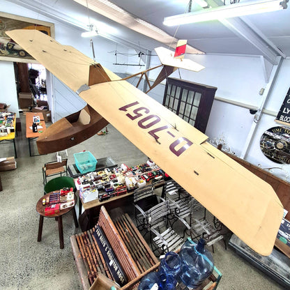 A Large Model Aeroplane