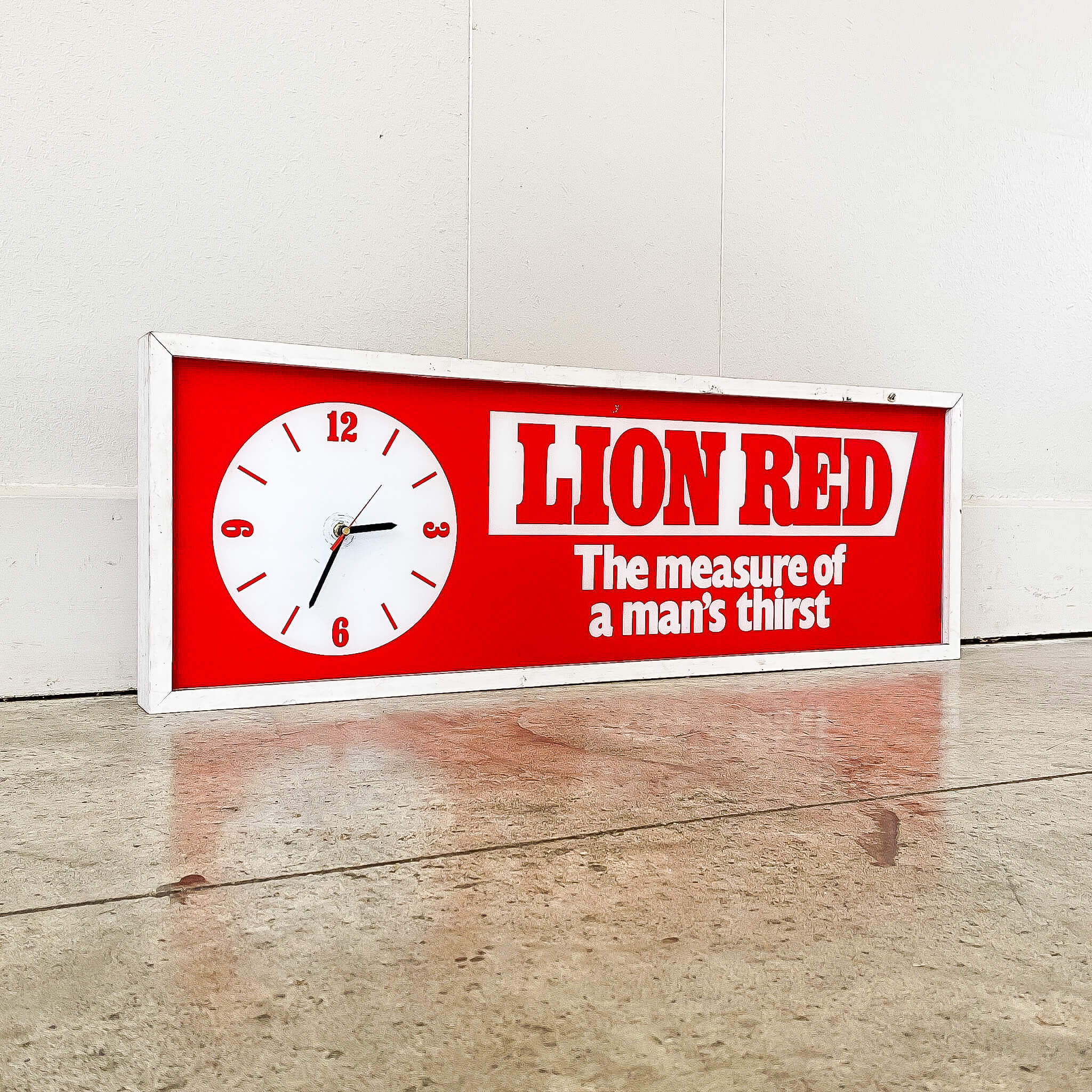 Lion Red Advertising Clock