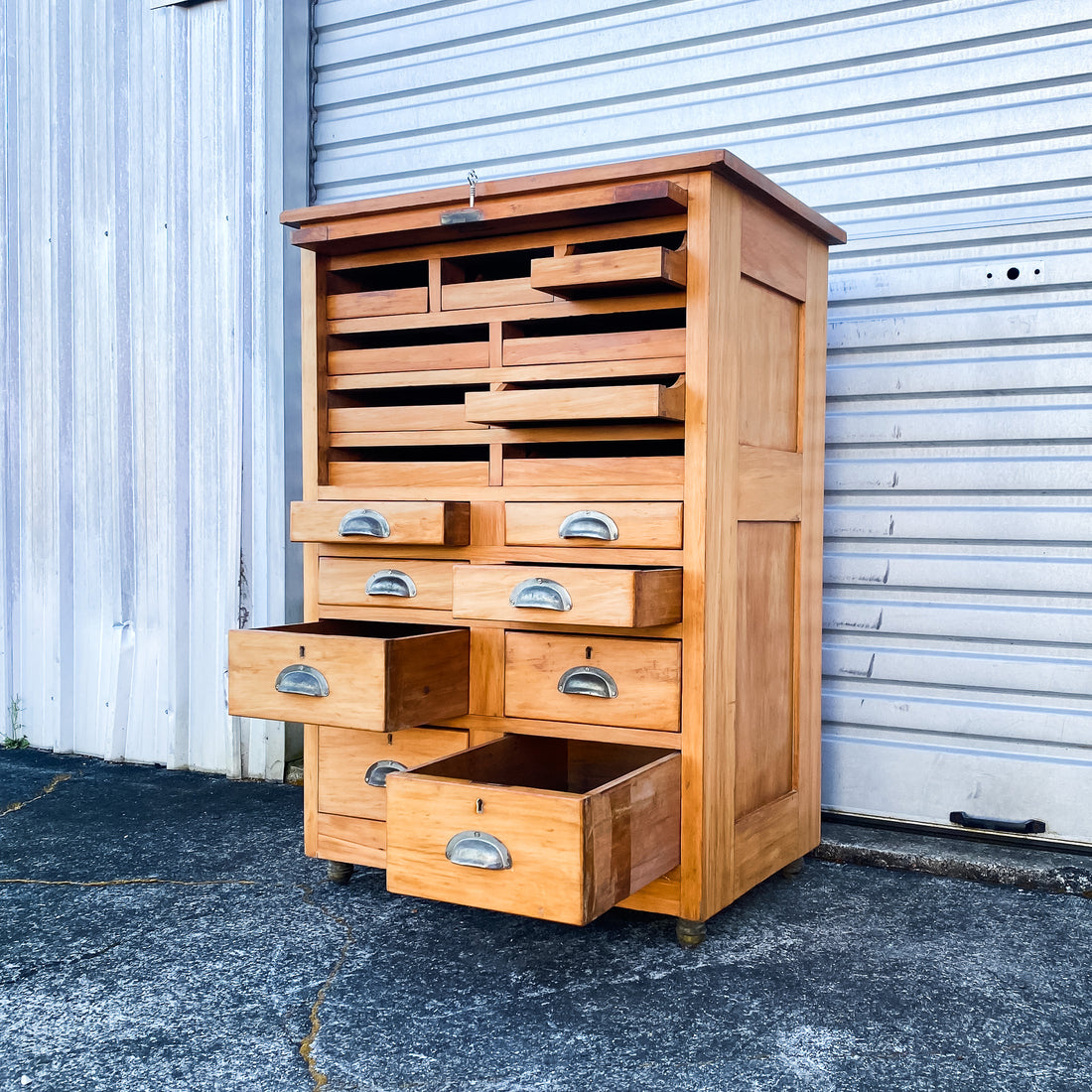 Industrial Engineers Cabinet