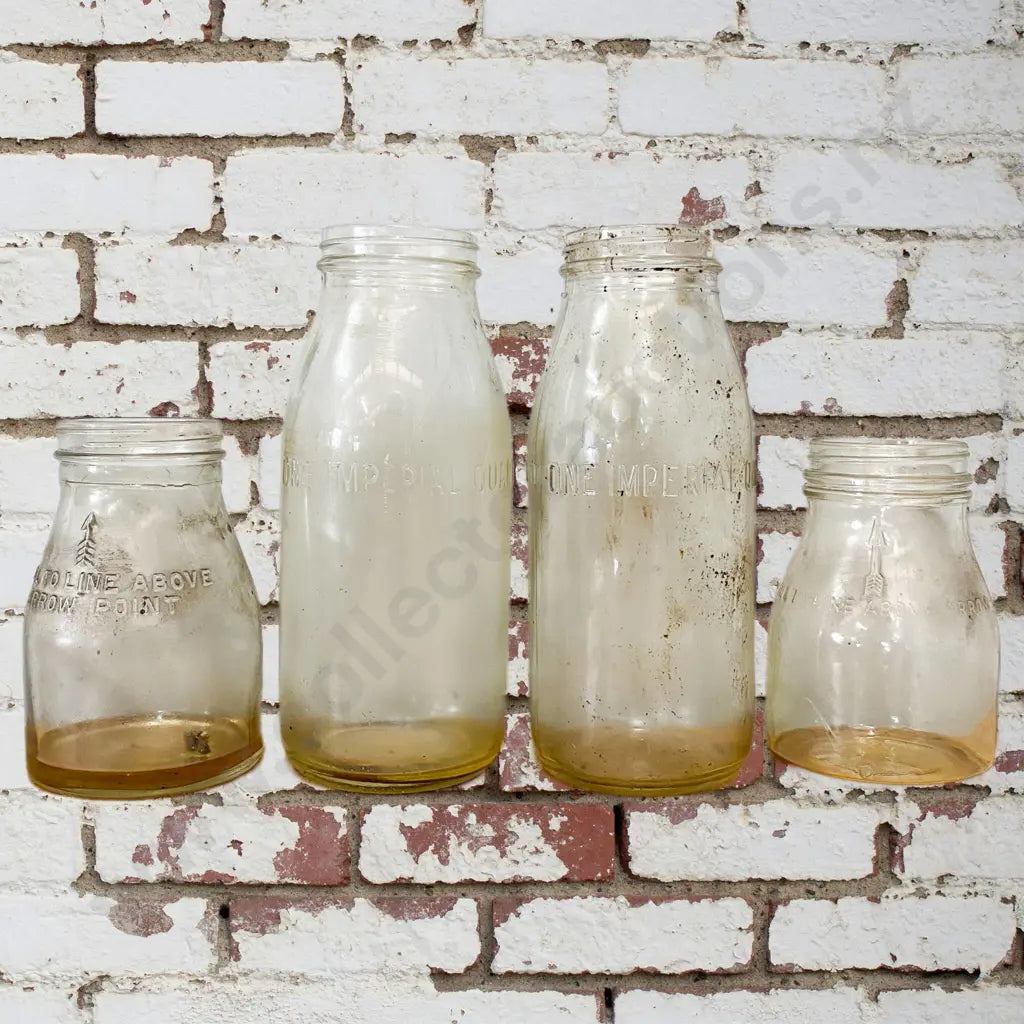 Size 16cm High x 9cm Diameter x 2 and 14cm High x 9cm Diameter x 2. No chips or cracks. Condition very good dirty condition.