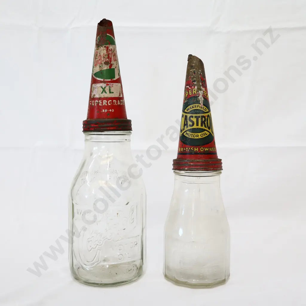 no chips or cracks some whiting in pint can be cleaned