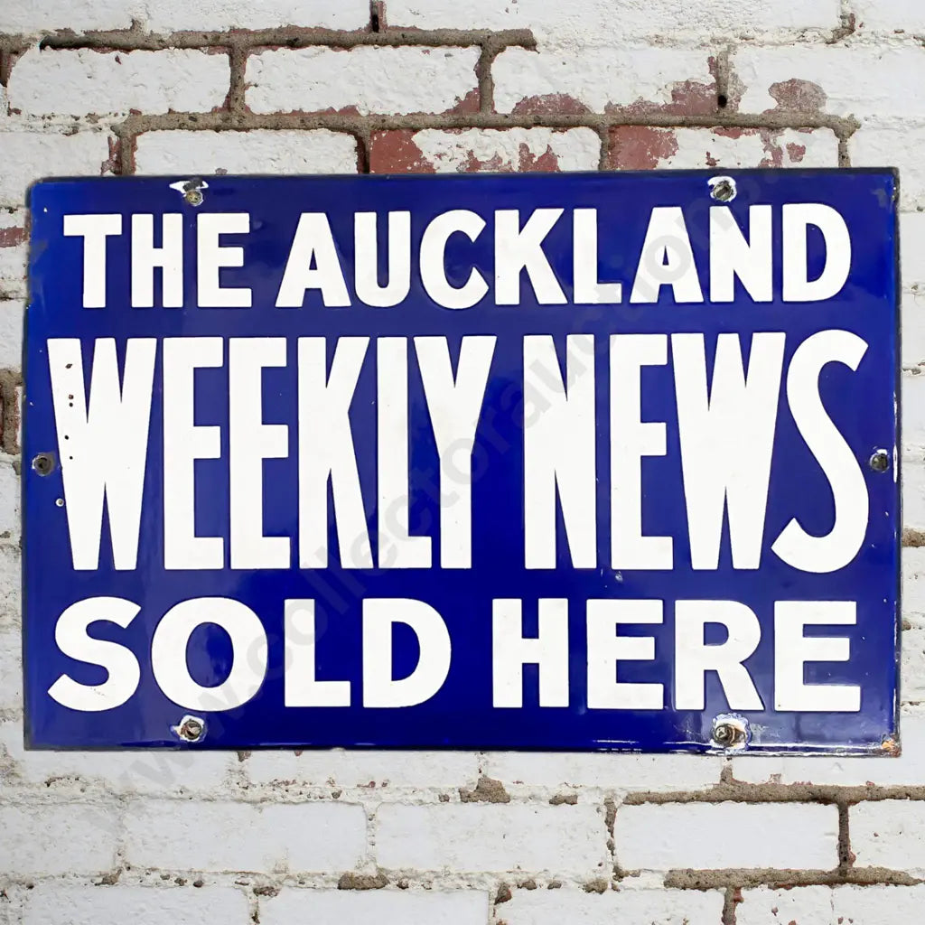 Size 38cm Wide x 25.5cm High. Enamel porcelian sign, no touch ups. Condition very good.