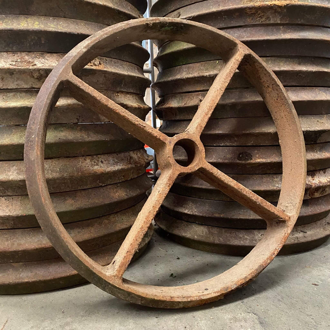 Antique garden Cambridge Roller Wheel