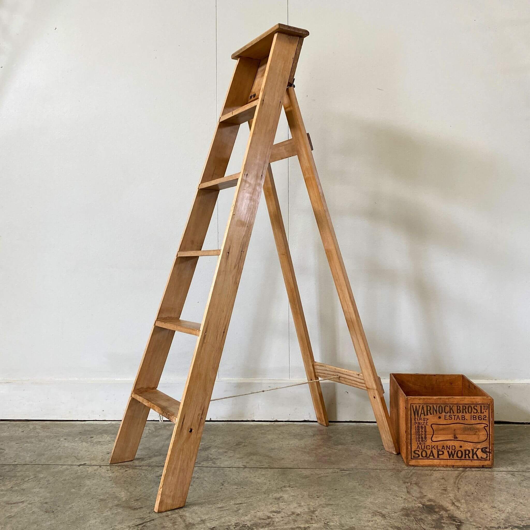 European Step Ladder