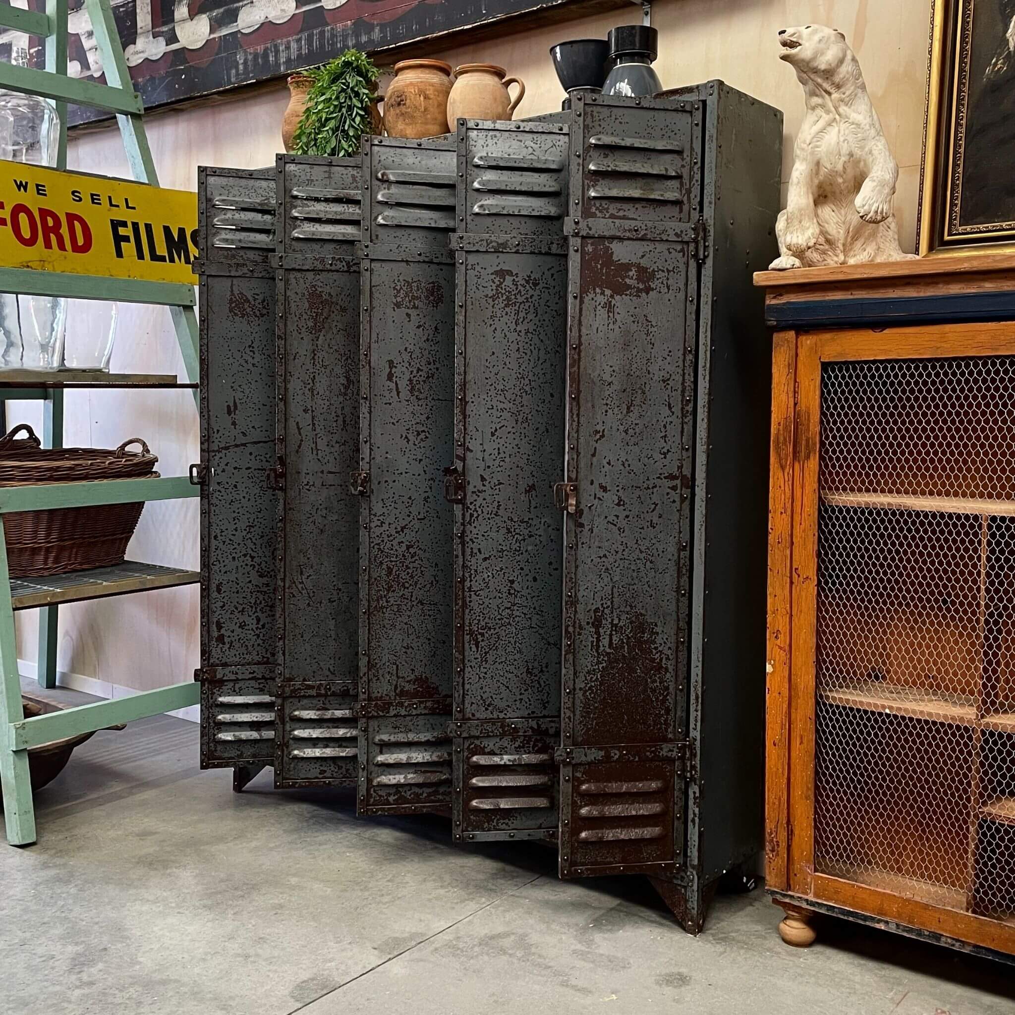 Industrial lockers from france