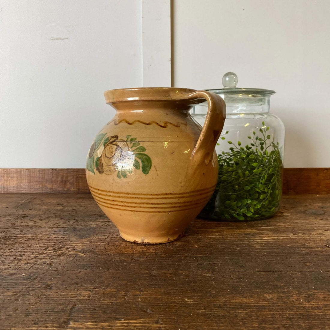 Vintage Froral pot
