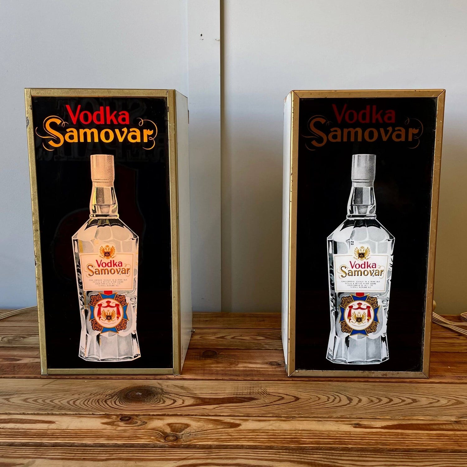 Antiques and collectables Samovar Vodka Lights